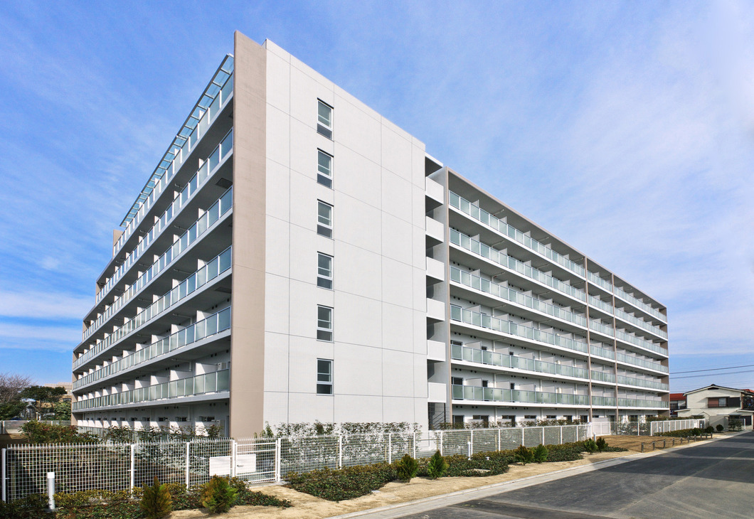 越谷瓦曽根建物(獨協医科大学越谷病院 教職員寮)