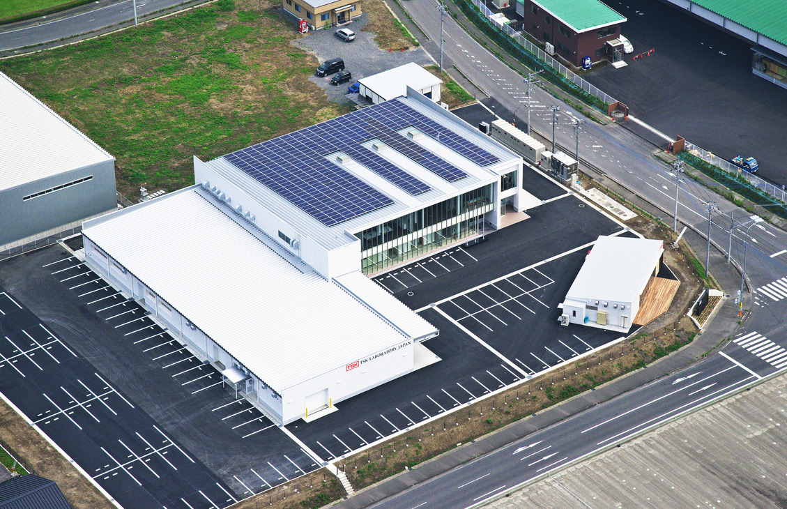 (株)タスク様惣社第二工場屋根100KW 